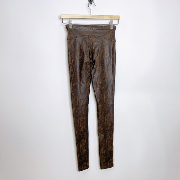 NEW Spanx Snake-Printed Faux Leather Full Length Leggings Size Petite S - Picture 8 of 10